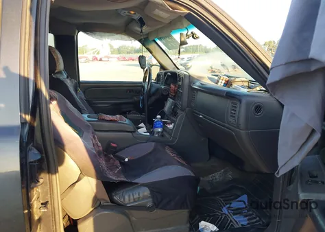 2004 Chevrolet Silverado 1500 Lt from USA, damaged, VIN 2GCEK19T341119870